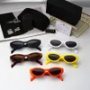 Des lunettes de soleil classiques de luxe Lunes de haute qualité pour hommes et femmes à la mode de la plage extérieure protection oculaire 14 verres en option