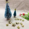 12pcs Mini Christmas Tree Tareop الحلي الزرقاء اللون الأخضر اللون الصنوفي SISAL الثلج المناظر الطبيعية