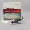 Metal Aircraft Model 20CM1 400 Zealand Boeing777 Metal Replica med landningsutrustning Alloy Material Aviation Simulation Boy Gift 240328