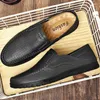 Casual Shoes 2024 Big Size Loafers Breattable Soft Sole Men Fashion Trend Outdoor Handgjorda All-Match Non-Slip Doudou