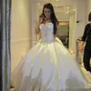 Ivory Bling Pnina Tornai Ball Gown Wedding Dresses Sweetheart Sparkly Crystal Backless Chapel Train Bridal Gowns Cheap Wedding Gowns 234S
