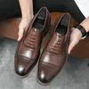 Chaussures décontractées en cuir pour hommes Brock British Style Suit épais semed augmente Business Robe Formel Robe Mariage Groom