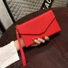 Portefeuilles portefeuille portefeuille Fashion Pu en cuir support de carte embrayage pour femmes purse à bourse de bourse poche