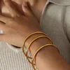 Связанные браслеты Стабируемая из нержавеющая сталь браслет браслет для женщин 3 мм раунд 18 тыс. Золото покрыто минималистскими украшениями сестра друг друга подарок