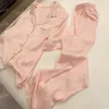 Carta de bordado Mujeres ropa de dormir Miu Pajamas de manga corta Diseñador Pink Pink Dos piezas Set Nightwear