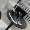 Famous Brand High Top Kriss Sneakers Chaussures Men Zip Fonduant Côtés Gold-Tone Hardware Suede Trainers en cuir Homme Casual Walking EU38-46 avec boîte