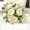 Fleurs décoratives Simulation Roses Hortensia Bouquet Silk Fake Green Plant El Room Decoration Artificiel Kimberley Rose rouge floral