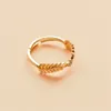 Cluster anneaux Version coréenne Petite anneau de feuilles ouvertes sucrées fraîches Femme Luxury Luxury Net Red Olive Branch Tail Posts