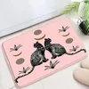 Badmattor Simple Black Leopard Mat Creative Geometric Cartoon Home Decor Doormat Badrumsabsorberande Anti-slip BathTub Rugs Mattor