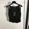 Женские танки Camis Designer 2024 Ранняя весна Новая простая и модная металлическая оборудование для плеча Slim Fit Cool Top Cufb