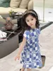 Girls popolare per feste in blu e bianco design a quadri per bambini taglia da 100-160 cm abiti firmati per bambini abiti da principessa estiva 24pril
