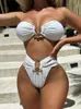 Designer de metal de luxo High Bikinis Bikinis Set Solid White Black Bandeau Push Up Swimwear 2024 Tire de maiô de tanga 240409