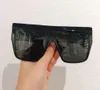 Schwarz graue quadratische rechteckige Sonnenbrille für Frauen Männer Sonnenbrillen Sonnenbrille flache Top Shades Holiday Eyewear mit Box6624338