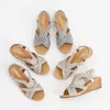 Горячий богемный стиль, открытый для летней сандалии, удобная сандалии, туристические склоны, римские женщины, шлепанцы, каблуки с песочными каблуками 240228