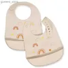 Bibs Burp Doeken Baby Ins -stijl Gedrukte slabbetje Waterdicht Zacht Soft Siliconen Babyvoeding Item schattig Patroon Kinderjongen Verstelbare kinderen BIB Y240412