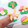 100 pezzi di fragole in resina piatta kawaii, mulini a vento, alberi da frutto, abbellimenti di scrapbooking dei funghi Accessori fai -da -te