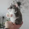 Chinchilla Anime süße Plushie Hamster Plüschspielzeug lebensee Tiere Simulation Stoffed Puppe Kawai Spielzeuggeschenke für Kinder 240401