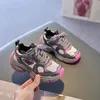 Toddlers Kids Scarpe ragazzi ragazze che corrono sneakers designer marchio nero allenatori neri per bambini verdi bianche ragazze taglialettiere 26-37