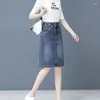 Rokken gesplitst Jean A-Line Rok Woman 2024 Zomer Hoge taille Dubbele knoppen Blue Midi voor vrouwen Koreaans kantoor Denim
