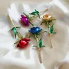 Brosches Vintage Rose Flower Emamel Pins For Women Retro Elegant Fashion Wedding Party Clothing Accessories Smyckespresent