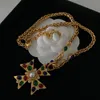 Modna Medieval Glass Series Hollow Round Medal wisiorek słynny designerski luksusowy naszyjnik marki 240408