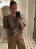 Kadın Bluzları Leopar Baskı Dantel Yukarı Kadın Gömlek Zarif Puflu Kısa Kollu Out Out Out Out Lady Top 2024 Yaz Moda Basit Kadın