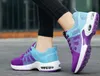 Vrouwen hardloopschoenen casual sneakers comfort design kingcaps buitenshuis klassieke dhgate sport groothandel mode yakuda laarzen mesh ademende weg lifestyle schoenen