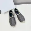Lettrage brodé Slip de lin sur Espadrilles Spring Flats Mandons à main chaussure de créateur de luxe fait à la main pour les femmes Casual Luxe Factory