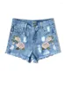 Женские джинсы Slim Fit светло-голубые короткие женщины с высокой талией джинсовые шорты Женщины с цветочной вышивкой с цветочной вышивкой.