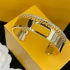 Pulseras de diseño de lujo Bracelets Fashion Brand Casual Bracelet for Women Classic Golden Letter Diamonds Cadena de cadena de cadena de brazalete con caja nueva -7 -7