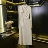 Lässige Kleider Vintage Velvet Midi Kleid für Frauen Langer Puffärmel Spürhöhe hohe Taille A-Line Frühling formelle Party Robe Kleidung J047