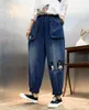 Kvinnors jeans denim Harem Pants 2024 Autumn Cartoon broderad elastisk midja tvättade slitvita retro lösa byxor för Y2K