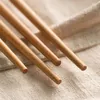 Wegwerp Flatware 2024 Japanse lange houten eetstokjes gepolijst Beech Wood Fried Food Noodle Anti-Slip Kitchen Cooking Tools