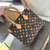 24SS Kobiety na ramię luksusowe projektanci skórzane torby na zakupy torby na torebkę crossbody torebki z telefonami komórkowymi 35 cm