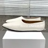 Casual schoenen 2024 Spring herfst vierkant teen echt lederen vaste kleur platte bodem diepe mond loafers dames veelzijdige dagelijkse wandeling