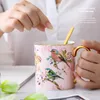 Muggar Creative Oil Målning Flower Bird Pink Blue Ceramic Coffee Cup Milk Water Drinking Tea Party Home Drinkware Decor Present