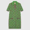 Designer Kvinnors tröja klänningar Kort ärm O-Neck Loose Female Knit Classic Leisure Color Stitching Vintage Straight Dress