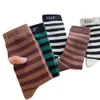 Sockenstrumpfchen koreanische Version des Trendy Brand-Wettbewerbs L-Letter Cashmere Herren-Frauen-Ins Warm Herbst Winter Winter Essential Coffee Student mittenlange