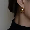 후프 귀걸이 유행 보석 유럽 및 미국 디자인 금속 여성 파티 선물 쿨 트렌드 귀 액세서리 2024