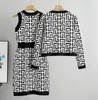 Robe de deux pièces pour femmes Pluls de luxe Chandails à manches longues Cardigan Designer Sweater Tabar Top Robes Ensembles