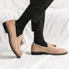 Casual Shoes Włoska marka Cowhide zamsz w skórce skóra wysokiej jakości męskie mokasyny w stylu brytyjski Flat