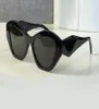 Nieregularne okulary przeciwsłoneczne 07y czarny ciemnoszary obiektyw Cateye okulary Occhialia Da Sole Women Men Sun Shades Zużycie oka z pudełkiem 2196876