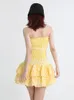 Twotwinstyle borduurwerk uitgesneden mini -jurk voor vrouwen strapless off schouder hoge taille sexy zomerjurken vrouwelijke kleding 240411