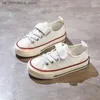 أحذية Sneakers Childrens Canvas أحذية عالية الجودة من الدانتيل غير الرسمي كلاسيكي شقة جديدة للطلاب ما قبل المدرسة للطلاب الفتيات الرياضة Q240412