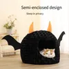 Pet House Halloween Imp Cat Litter Big Space Fall och Winter Warmth Teddy Fadou Puppy Kennel Cat House Christmas Gift