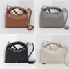 Luxo de goma de pevó grande tecido de inverno Bottegs Bolsas de vaca feitas à mão Designer 24 Venets Saco Mini Capacidade Buckle Magnetic Women Purse Horn Under Amans Crossbody KVSF