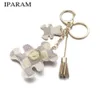 IPARAM NIEUWE FashionKey -keten Accessoires Tassel Key Ring PU Leerbeerpatroon CAR Keychain Sieradentas Charm3299472