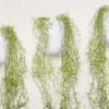 装飾的な花ぶら下がっているブドウの人工植物エアグラスグリーンモスアイビープラスチック製のホームリビングルームの庭の装飾のための登山