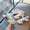 Sneakers New Kids Boys Girls Non-Slip Oddychane buty do biegania Dzieci Sofe Sole Footear Toddler Fashion Single Casual Flats Q240412