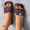 2024 Zomer dames slippers mode schattige flat casual outdoor persoonlijkheid comfortabel non-slip strand sandalen maat 36-42